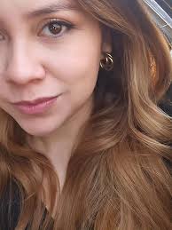 Marian Arroyo's Instagram, Twitter & Facebook