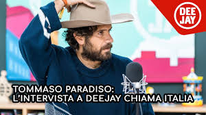 Tommaso paradiso tabs, chords, guitar, bass, ukulele chords, power tabs and guitar pro tabs including i nostri anni, ma lo vuoi capire, non avere paura, ricordami. Tommaso Paradiso L Intervista Completa A Deejay Chiama Italia Youtube