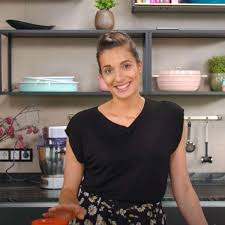 Road trip lover(@nawamonschulz), sallys welt(@sallyswelt_official), sallys welt(@sallyswelt_official), sallys welt(@sallyswelt_official), sallys welt(@sallyswelt_official). Sallys Welt Youtube Star Erklart Schlimmsten Fehler Beim Kartoffeln Kochen Welt
