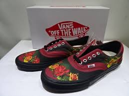The supreme x jean paul gaultier x vans era pro burgundy is one of two colorways of the special edition collaboration from april 2019. Vans Era Supreme Jean Paul Free Shipping Off76 In Stock