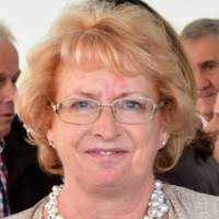 Susan Manser's Instagram, Twitter & Facebook