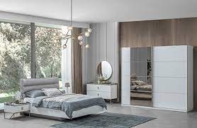 Bildiğimiz kadarıyla cumartesi gecesinden pazar sabahına kadar açık bu pazar.lokasyon. Loft Gold Yatak Odasi Gala Mobilya