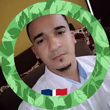 Leones del Escogido a ajouté une...