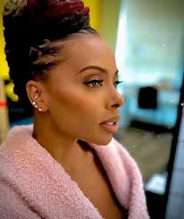 Smoke's readiness in All The Queen's Men