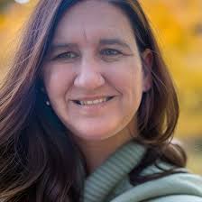 What AI app is ideal for exterior home landscaping?