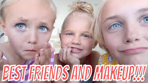 FRIENDS DO A MAKEUP TUTORIAL