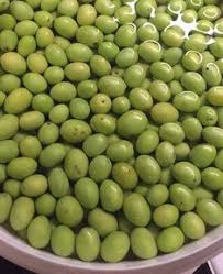 Preparation Des Olives Vertes Le Jour Ou Je Me Suis Lancee Dans Cette Grande Epopee Preparation Des Olives Vertes Preparation Des Olives Recette Olives