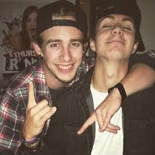 Danielle Nadeau (@daniellenadeaux)