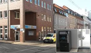 Wenn sie erfahrungen mit diesem unternehmen gesammelt haben, teilen sie diese hier mit anderen seitenbesuchern. Dkb Bargeld Einzahlen Gebuhrenfrei Liste Mit Automaten