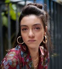 Dizi oyuncusu merve dizdar hayatı. Merve Dizdar Height Weight Age Net Worth Dating Bio Facts