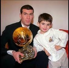 Enzo fernandez asıl adı enzo alan zidane fernandez olan 21 yaşındaki futbolcu enzo olarak tanınıyor. 19 Enzo Zidane Ideas Enzo Zinedine Zidane Real Madrid