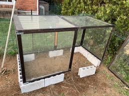 These diy greenhouse plans are an excellent solution if you don't want to spend a fortune on a professional greenhouse. Diy Greenhouse Japan Simple Life