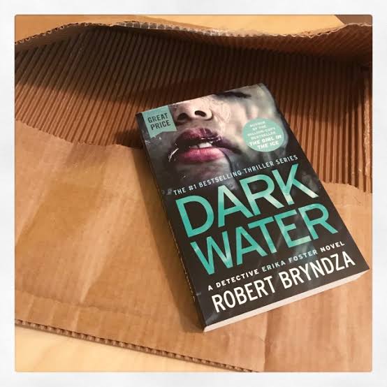 Book Review: Dark Water by Robert Bryndza | Colline's Blog