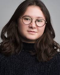 Megan Richards's Instagram, Twitter & Facebook