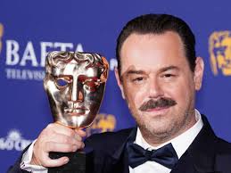 Rugby:Guernsey wrest Siam Cup from Jersey's grasp