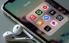 It looks like you may be having problems playing this video. Apple Faces The Music In Europe Mobile World Live