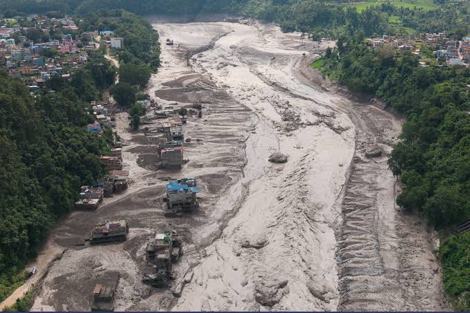 Hundreds of Foreign Nationals Missing After Deadly Nepal Floods