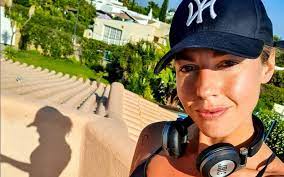 Cette 21ème saison ne ressemble Alix Koh Lanta Critiquee Sur Ses Poils Elle Repond Cash Aux Internautes