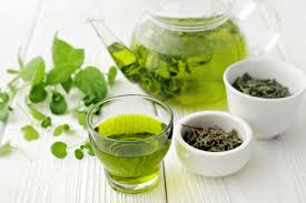 Aiuta a sgonfiare la pancia. Gonfiore Addominale 5 Bevande Per Sgonfiare La Pancia