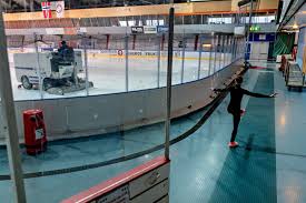Bergenshallen is an indoor ice hockey arena in bergen, norway. Frekt A Ta Idrettshallene Fra De Unge