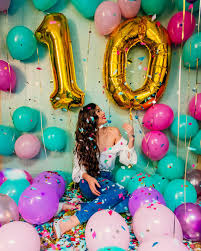 21st Birthday Birthday Photoshoot With Friends Ideas Birthday Photoshoot Idea Birthday Photography Cute Birthday Pictures 21st Birthday Pictures