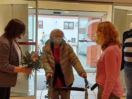 This guest house offers the outdoor swimming pool as well as airport transfer and bike loans. Aktuelles