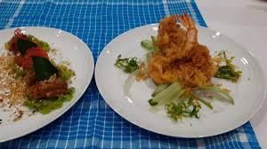 Jun 03, 2021 · pempek siap disajikan bersama pelengkapnya yaitu ebi, potongan timun, dan kuah cuka. Tips Membuat Udang Benang Emas Crispy Dan Renyah Menggunakan Kompor Induksi Bangka Pos