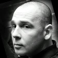 Richard Vis's Instagram, Twitter & Facebook