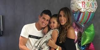 James rodriguez futbolista profesional colombiano. James Rodriguez Footballer And Daniela Ospina Dating Gossip News Photos