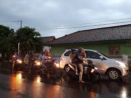 Kerinci pada siang/sore dan malam hari. Bmkg Cilacap Fenomena Madden Julian Oscillation Mjo Potensi Cuaca Ekstrim Sepekan Ke Depan Radar Banyumas