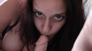 Deria Mommy Watches the TV