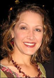 Kaitlin Hopkins's Instagram, Twitter & Facebook