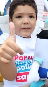 Dr. Joao Reyes; Médico Oncólogo del Hospital Socorro, sobre el trabajo que  se desarrolla en la captación y tratamiento de pacientes con cáncer en Ica.  Asimismo, precisa sobre los riesgos de la