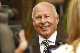 Vegas parties, celebrities and boozy lunches: How legal titan Tom Girardi  seduced the State Bar