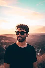 His new collaboration with mike williams, called lullaby, delighted and entertained us, and we consider it as one of our favourite future house songs of the current year. R3hab Lullaby Facebook