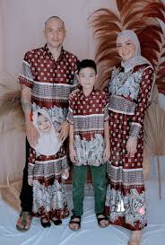 Bapak ibu, tamu dan hadirin yang kami hormati. Lilme Collection Tawarkan Gamis Couple Ibu Dan Anak Terlengkap