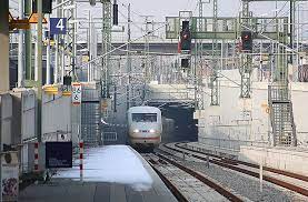 Ingolstadt ist nicht nur ein bedeutender industriestandort, sondern auch eine der bahnhof liegt außerhalb des zentrums, das jedoch mit einer vielzahl an stadtbussen leicht zu. File Bahnhof Ingolstadt Nord Jpg Wikimedia Commons