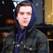 ♔ tom holland gif hunt ♔ under the cut, you will find #71, small/medium, hq gifs of tom holland. Tom Holland Gifs Gifstholland Twitter