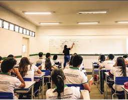 Ae de vialonga vence projeto educacional sea beyond. Escolas Publicas De Ensino Medio Com Bons Resultados Pontos Em Comum