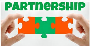 difference between sole proprietorship and partnership with