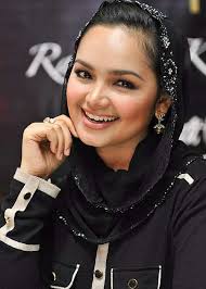 Maybe you would like to learn more about one of these? Siti Nurhaliza Height Weight Age Spouse Family Facts Biography