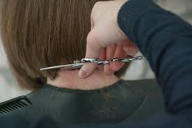 Dealing with a haircut that's too short is never fun, but with the right attitude you can make the best of we've all been there: 10 Things You Can Do If You Ve Had A Nightmare At The Hairdressers