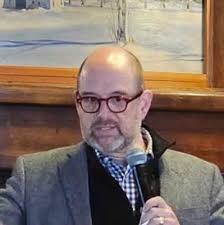 LinkedIn Familia, I've been writing this LinkedIn post in my head since  last fall, so here it finally goes... I came to the 🇺🇸 at 3-yrs old from  🇵🇪 . I grew