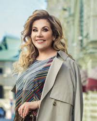 Maybe you would like to learn more about one of these? Marina Fedunkiv Vspomnila O Strahe Filippa Kirkorova Pered Vystupleniem S Komandoj Kvn Dobryanka