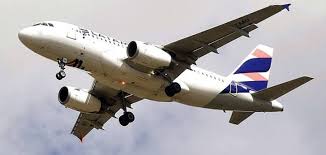 Cuenta con 44 aeronaves boeing, que pueden ser boeing 787, para 313 pasajeros, o boeing 767, diseñado para llevar entre 221 y 238 pasajeros. Latam Airlines Neue Flugverbindung Zwischen Tel Aviv Und Santiago De Chile Latinapress Nachrichten