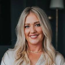 Brittany Meier's Instagram, Twitter & Facebook