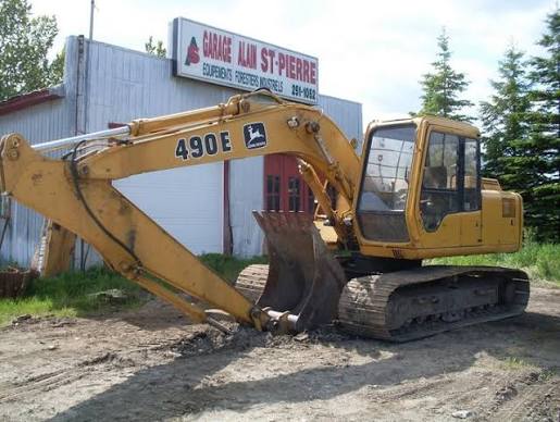 John Deere 490 Excavator