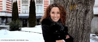 Très discrète sur sa vie son mari est le directeur d'une société de production. Prodiges Qui Est Marie Sophie Lacarrau Qui Rempl Prodiges 2019 Shotoe