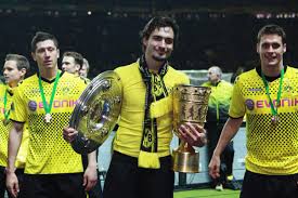 Arthur wharton, born in ghana in 1865, was the first black professional footballer to play in england. 90plus Borussia Dortmund 2011 12 Gipfel Der Klopp Ara 90plus