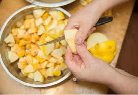 Das ist nur die folge einer zu späten ernte der quitte. Kuchenwissen Quitten Richtig Verarbeiten Omas Rezepte